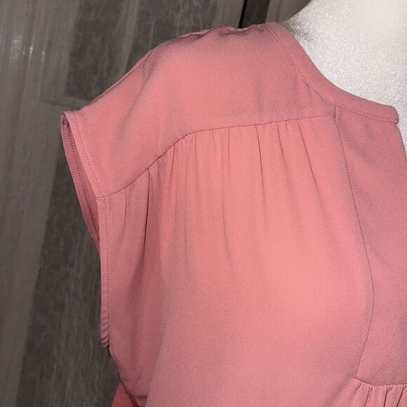 LOFT MP Pink Professional Lightweight Sleeveless V-Neck Blouse - Picture 5 of 9